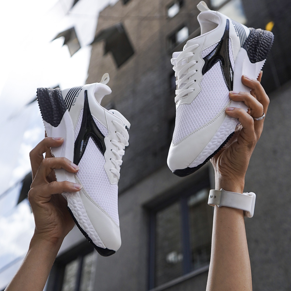 کفش مردانه Diadora مدل S500 رنگ سفید