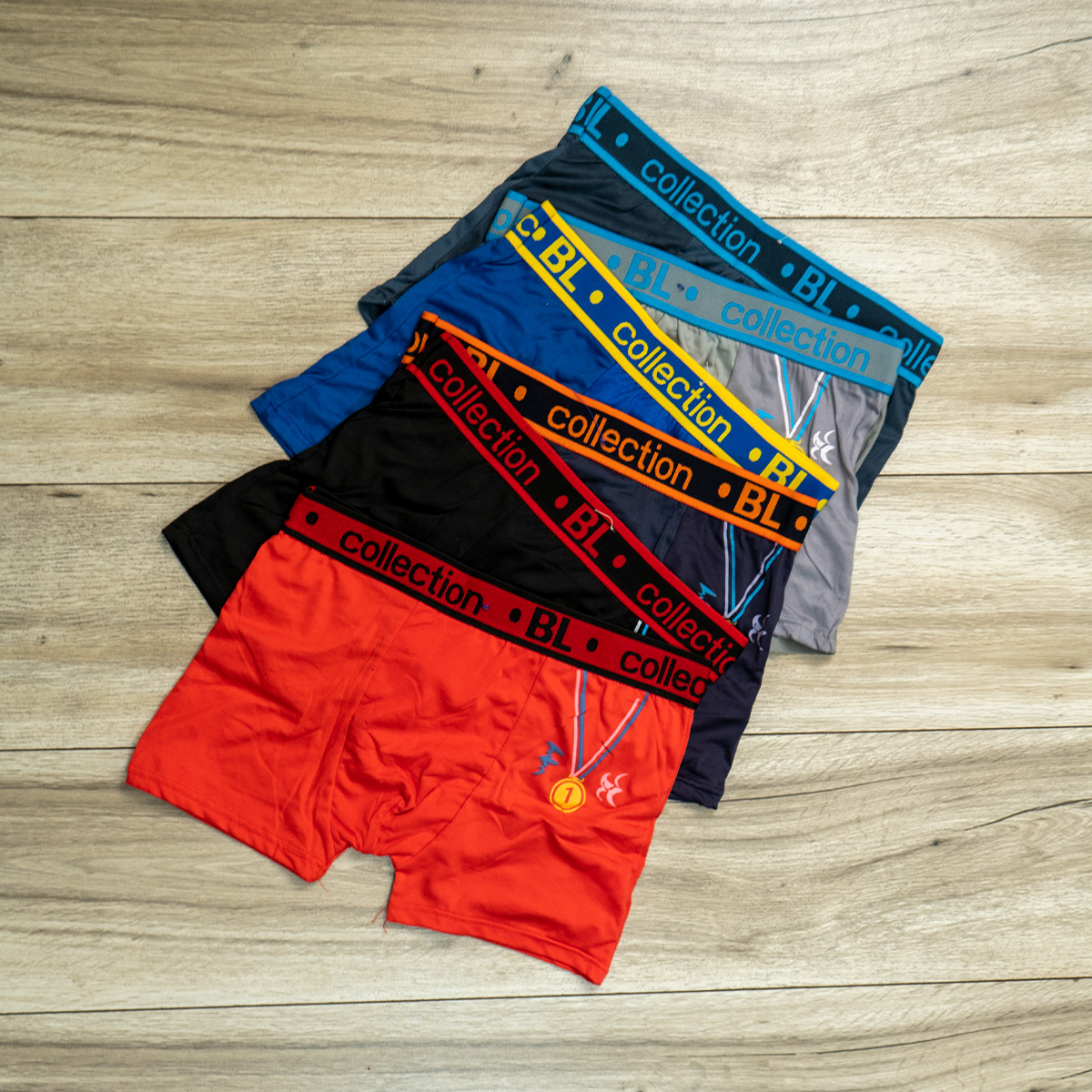 شورت نیم پا مشکی(T) مدل N313(T)