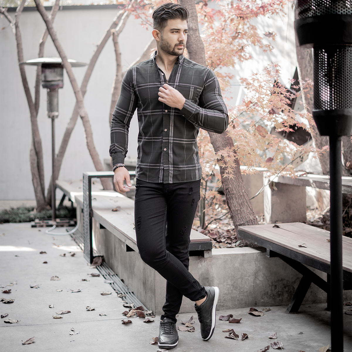 پیراهن مشکی راه راه مردانه مدل Santa