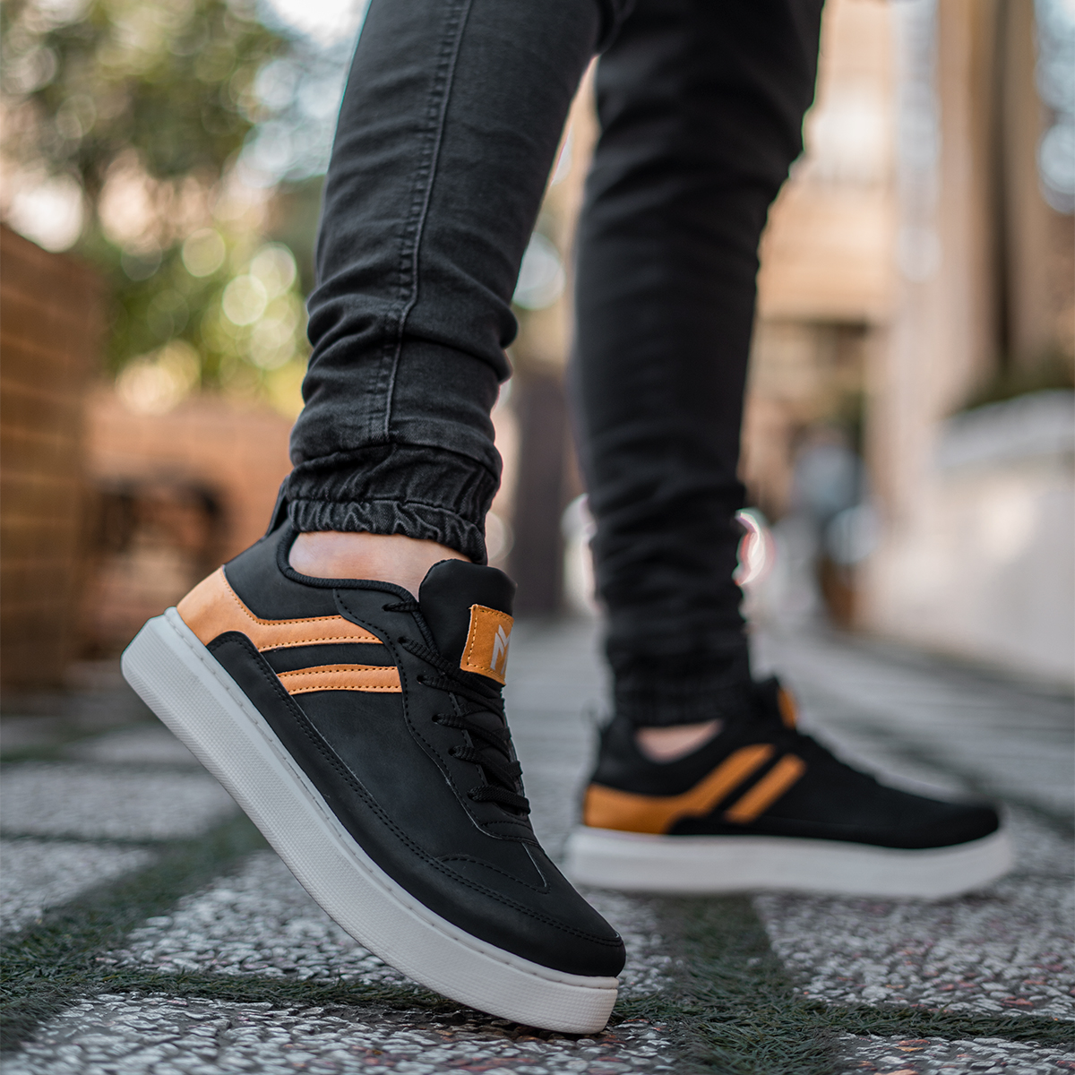 کفش تخت مردانه مشکی مدل varosh