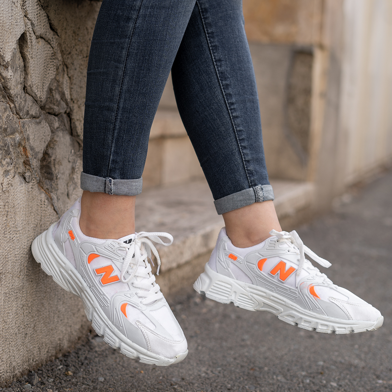 کفش ورزشی نیوبالانس زنانه سفید نارنجی مدلMelika