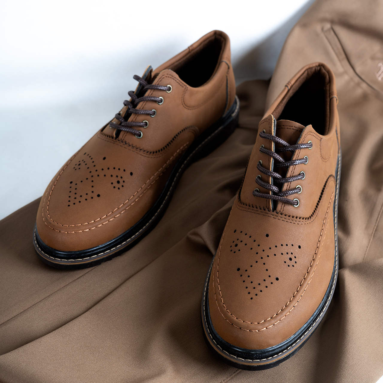 کفش تخت قهوه ای مردانه مدل Radin