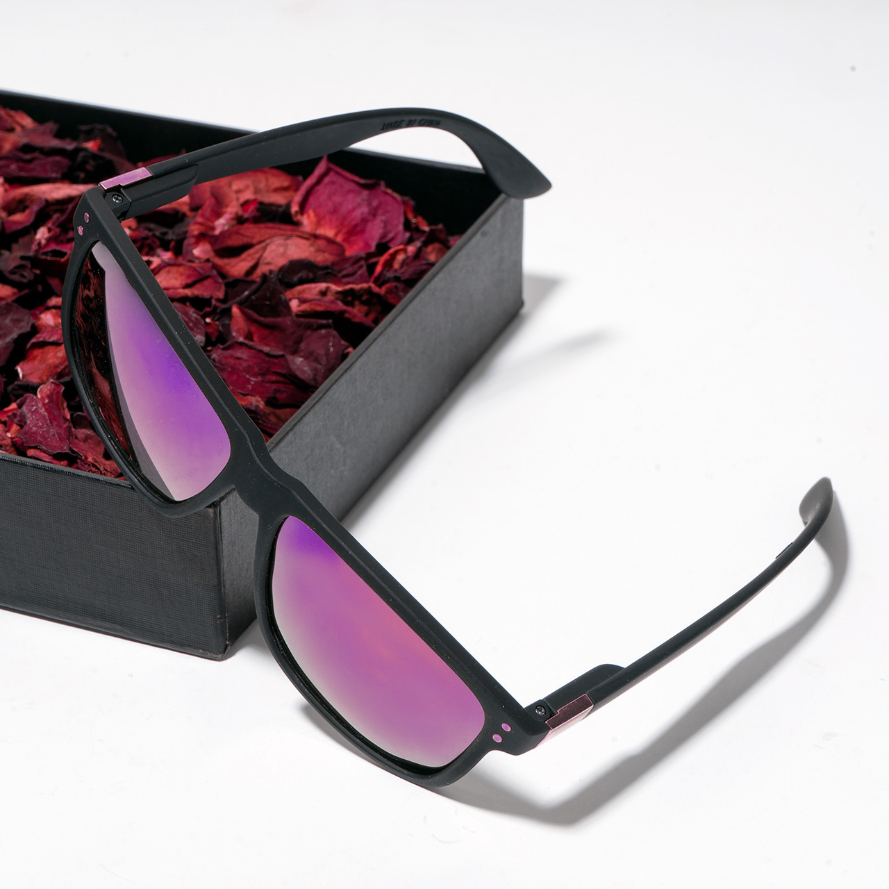 عینک آفتابی آینه ای بنفش مدل A70