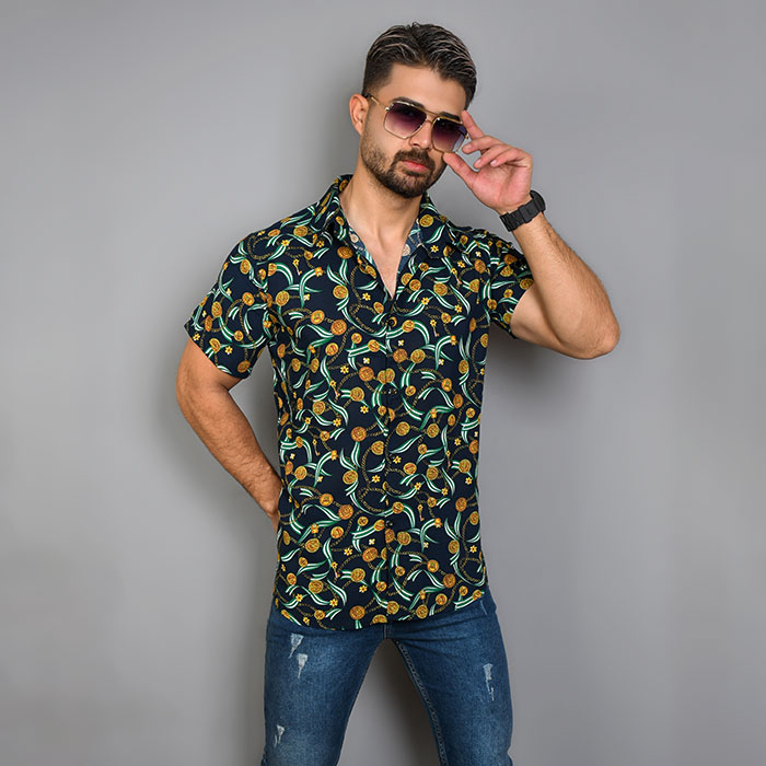 پیراهن هاوایی مردانه ورساچه طرح مدال مدل k50