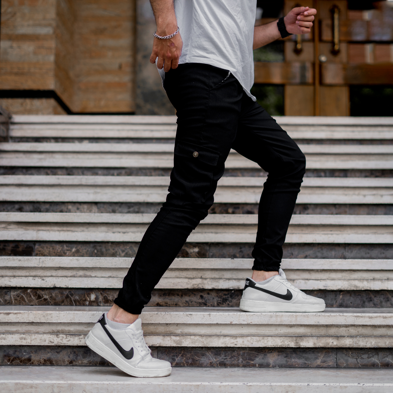 شلوار اسلش مردانه جیب دکمه ای مشکی مدل baten