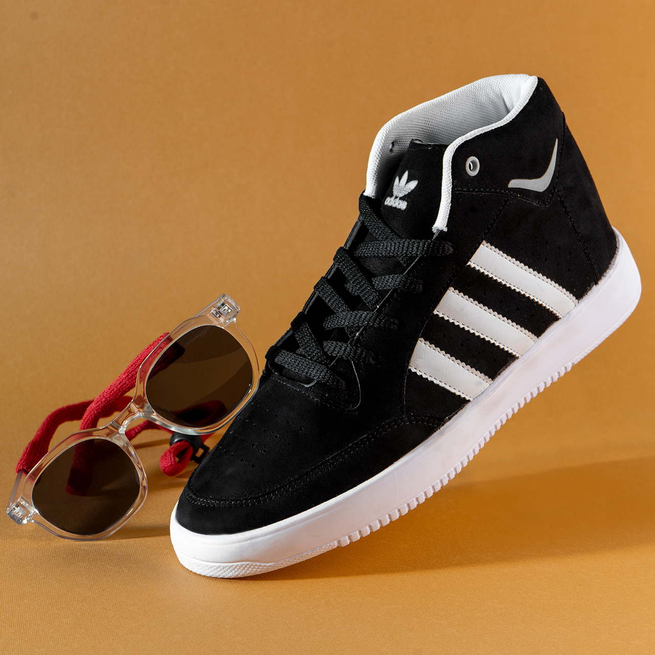 کفش ورزشی سفید مشکی مردانه مدلT98