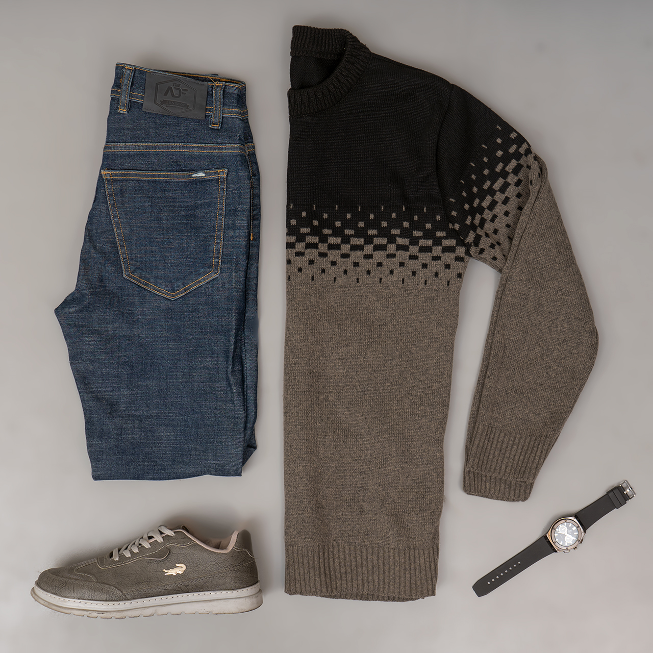 پلیور مردانه دو رنگ قهوه ای مشکی مدلShatel