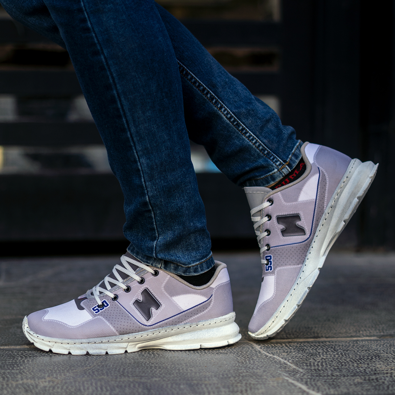 کفش ورزشی طوسی نیو بالانس مردانه مدل 550