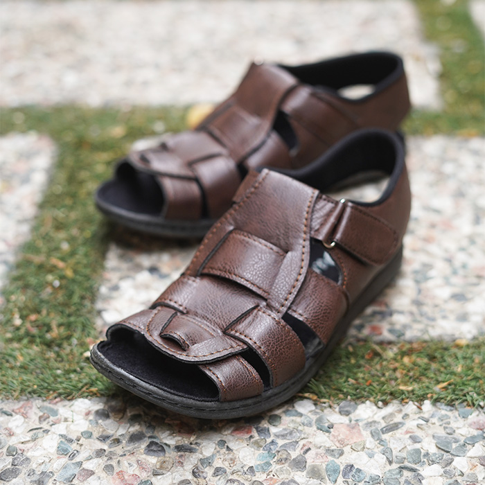 صندل قهوه ای مردانه مدل Amir