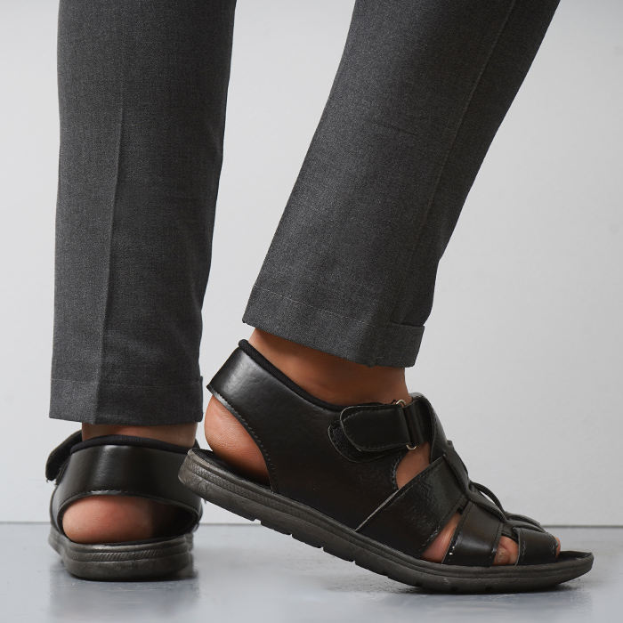 صندل مشکی مردانه مدل Amir