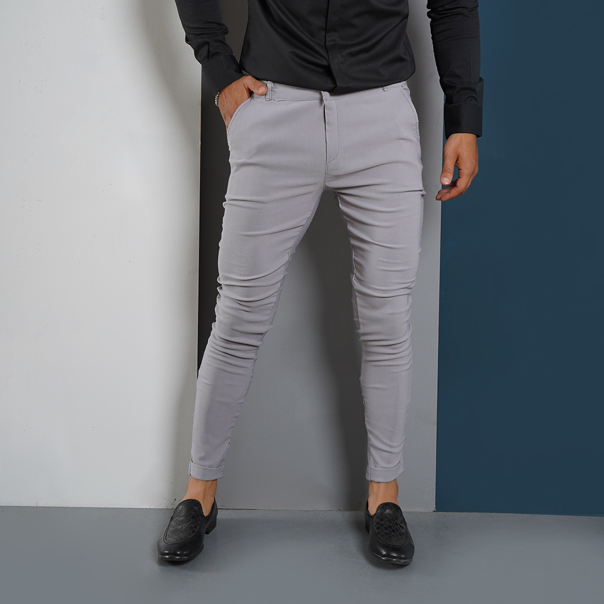 شلوار مردانه طوسی مدل Mobin