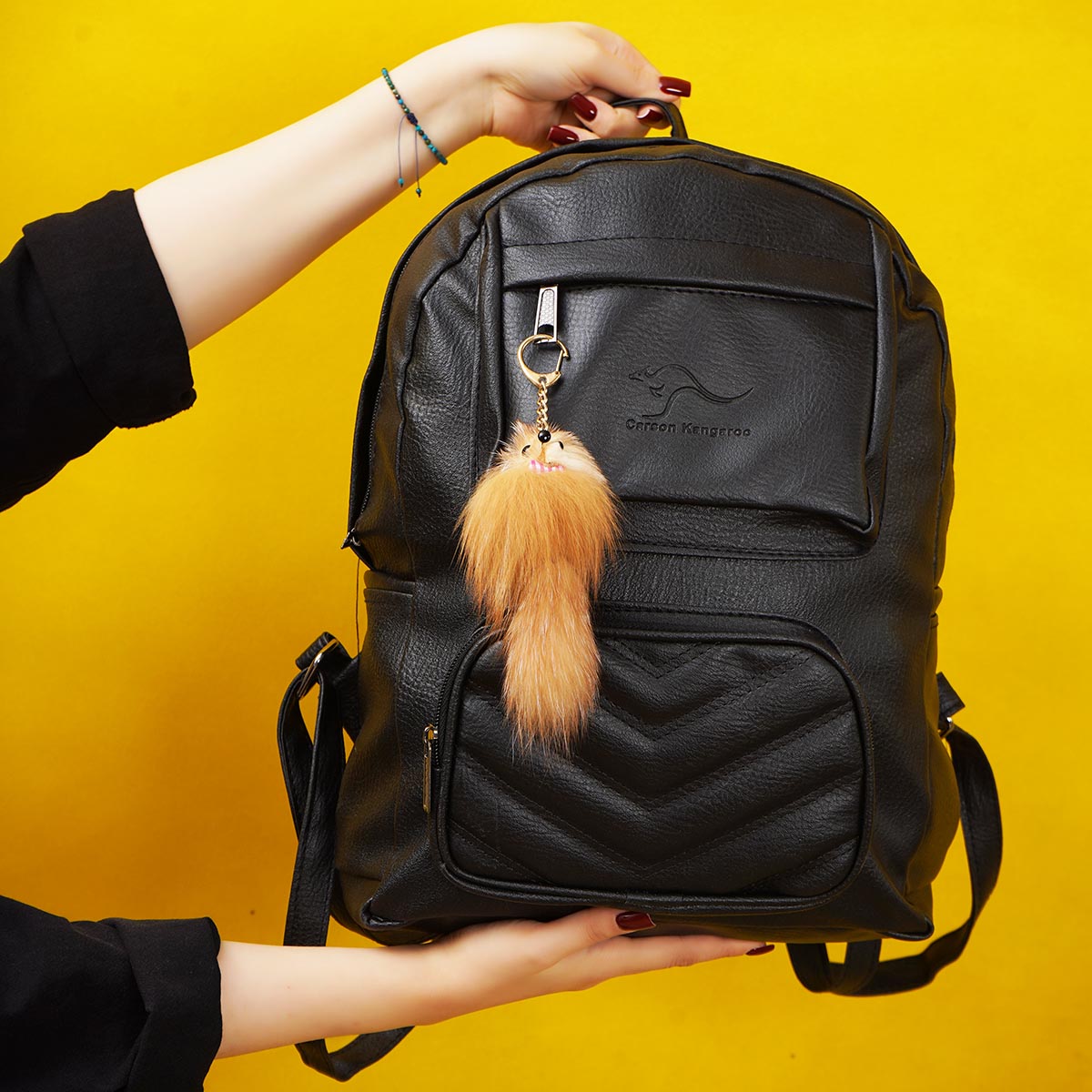 کوله پشتی چرم طرح کانگورو مدل Carson