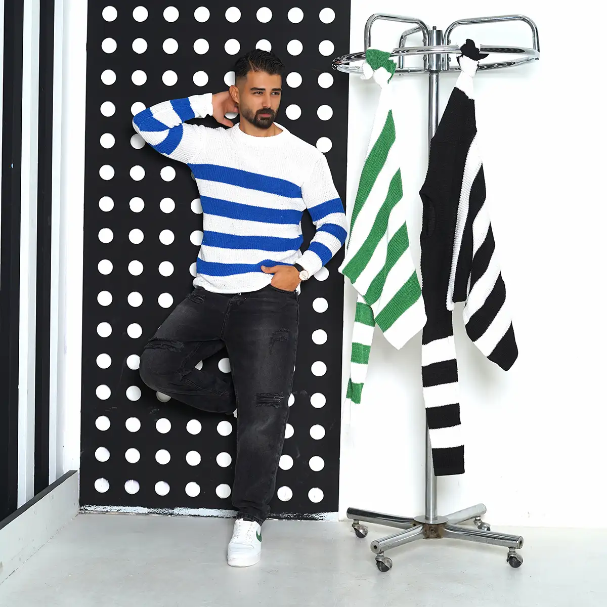 پلیور مردانه راه راه سفید آبی مدل Mahyad