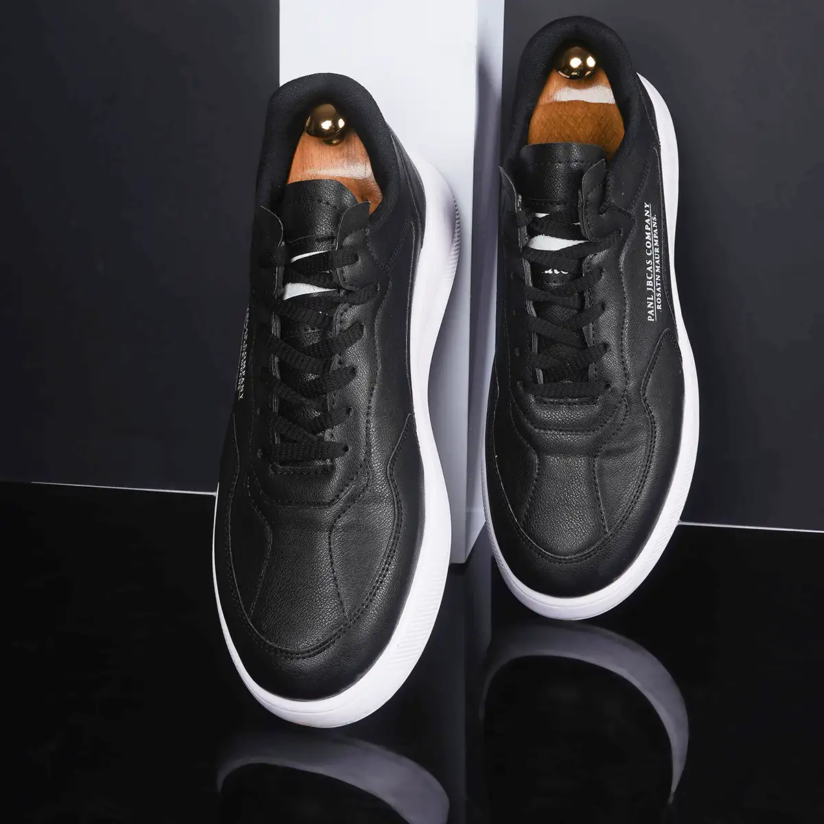 کفش تخت مشکی زیره سفید مردانه مدل Anatomic