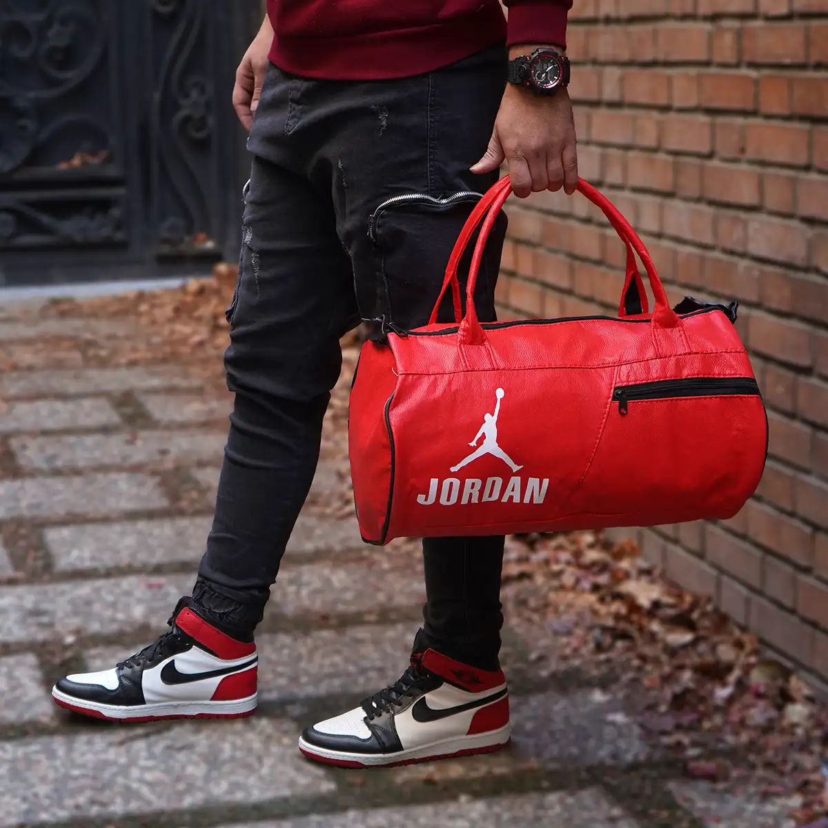 کیف ورزشی قرمز Jordan مدل J72