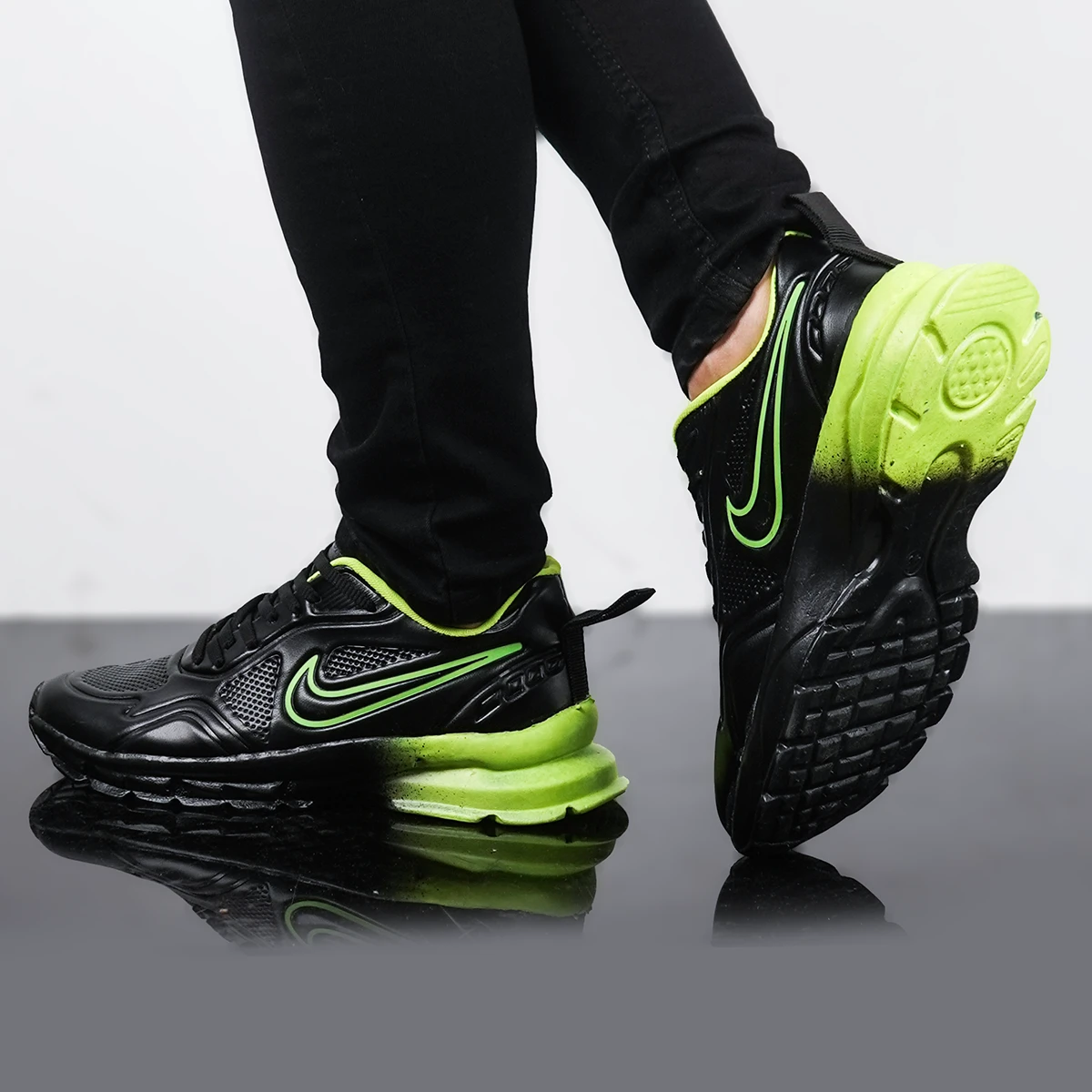 کفش ورزشی مردانه مشکی سبز مدل Arona