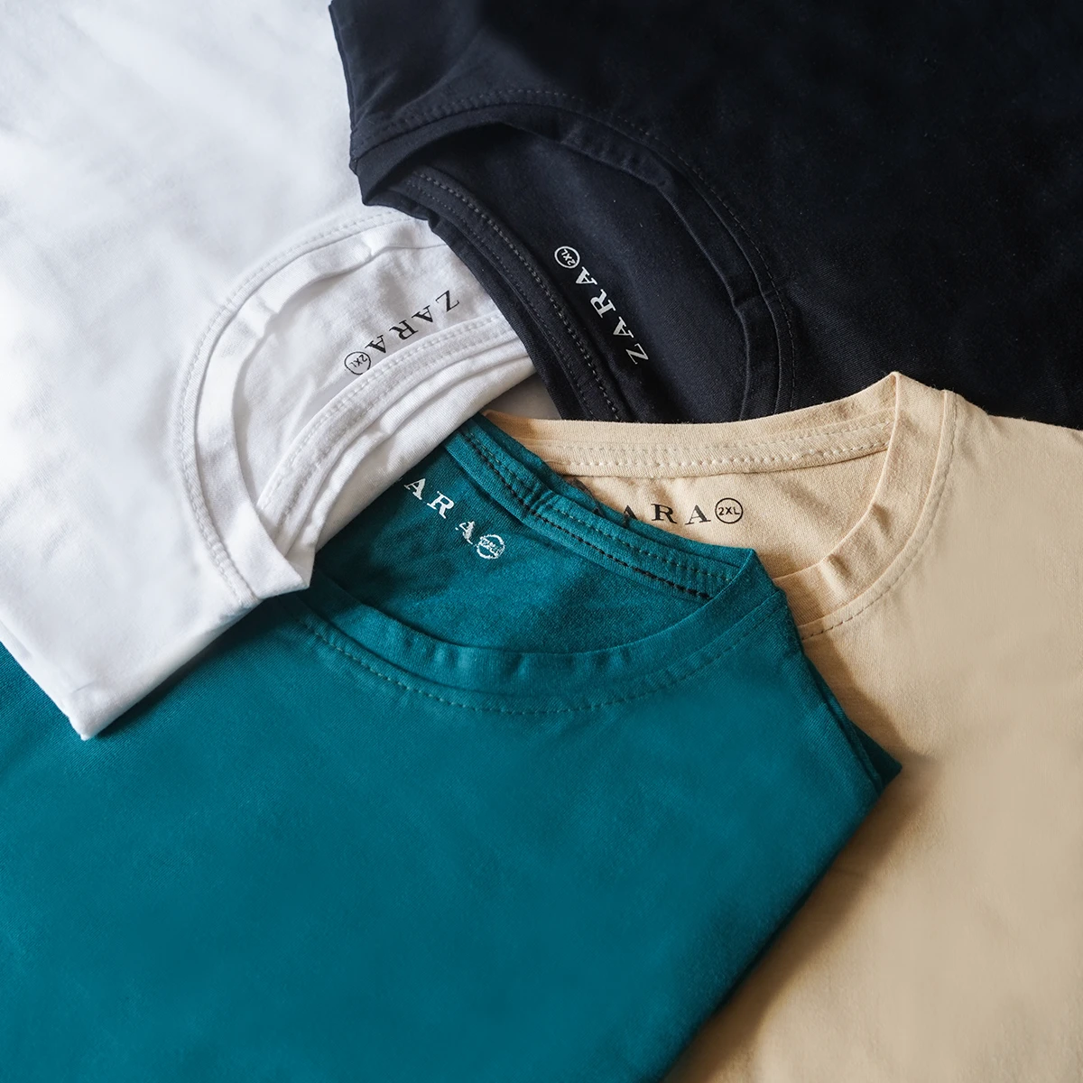 تیشرت ساده مشکی مردانه مدل Vala