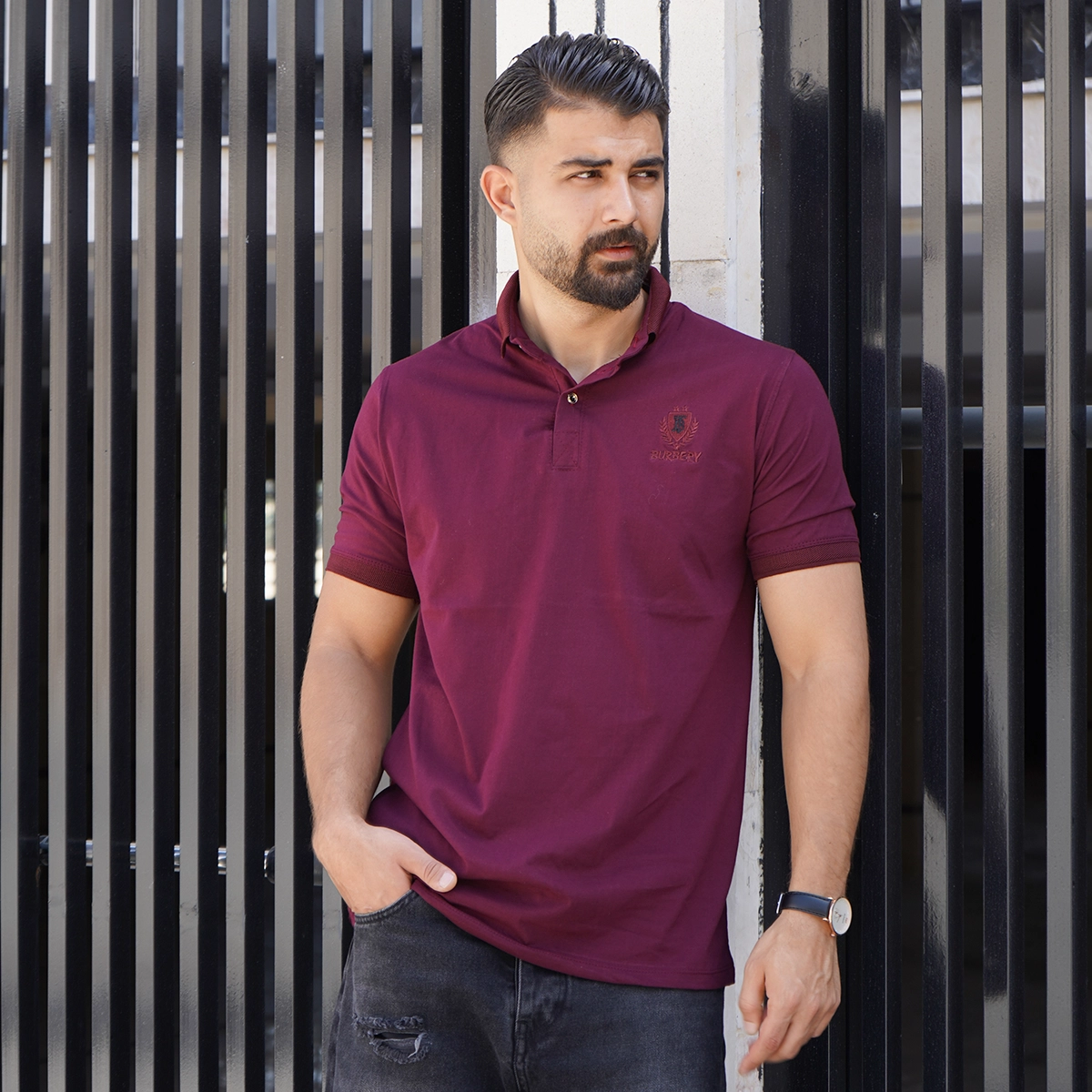 تیشرت یقه دار زرشکی مردانه مدل Taha