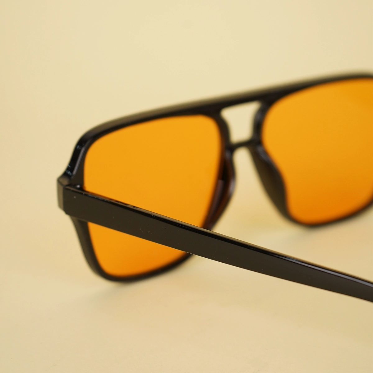 عینک آفتابی زرد مدل Ervin