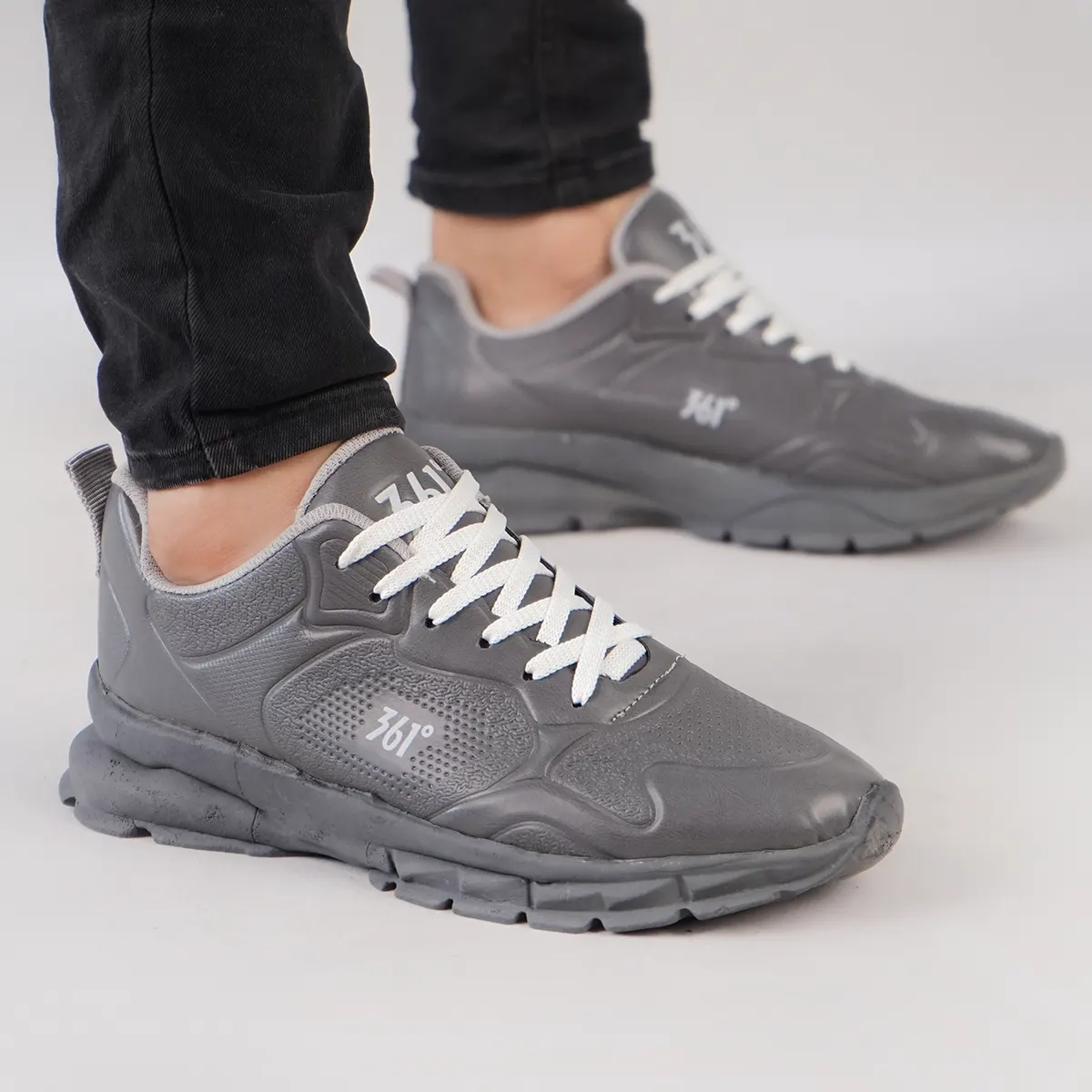 کفش ورزشی مردانه طوسی مدل 361