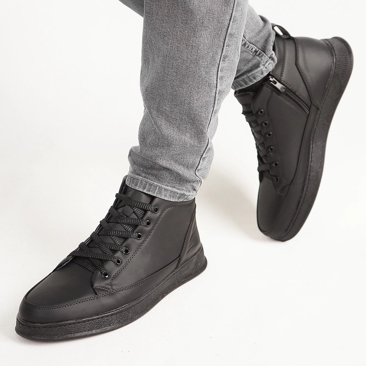 نیم بوت راحتی مردانه مشکی مدل Ravin