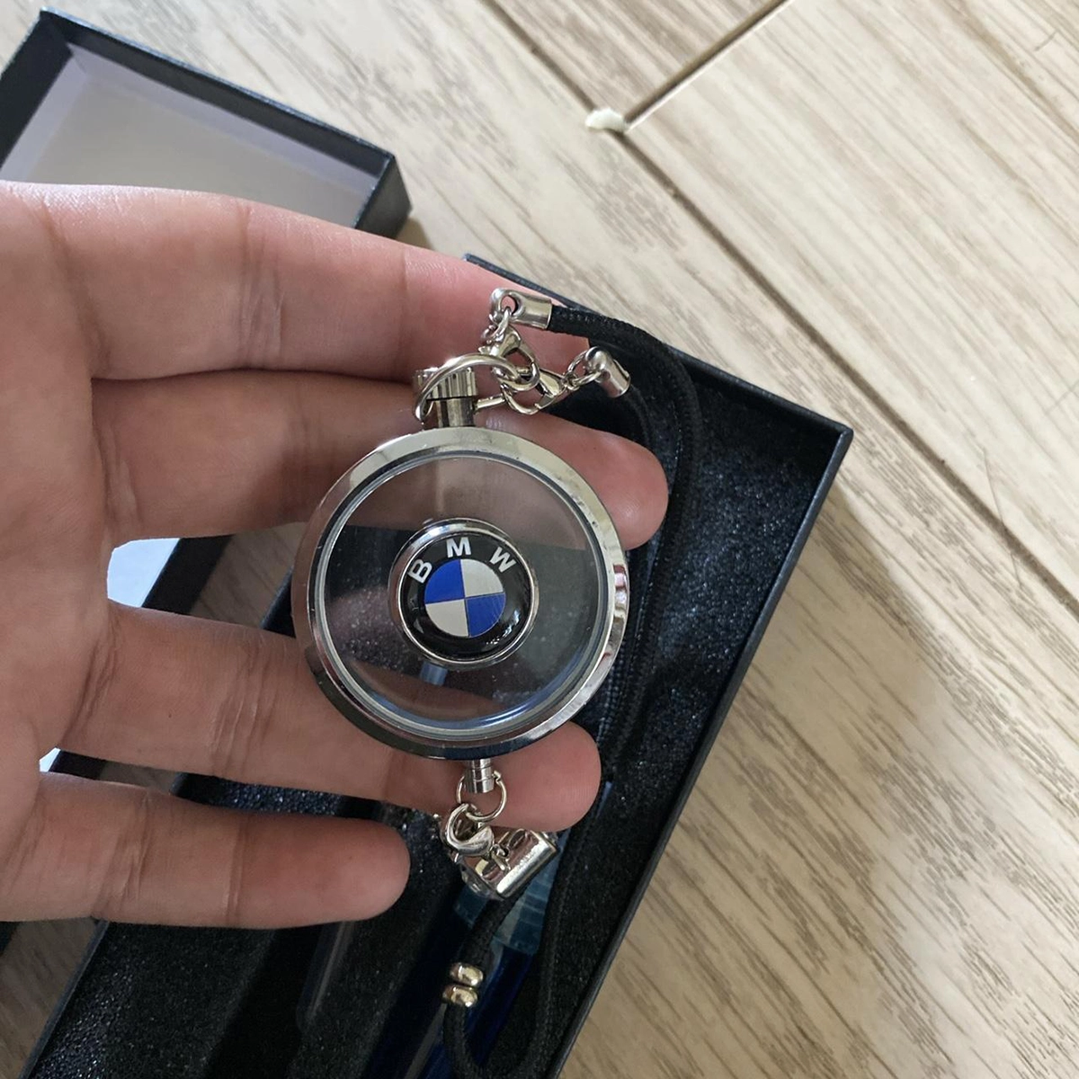 خوشبو کننده خودرو مدل BMW