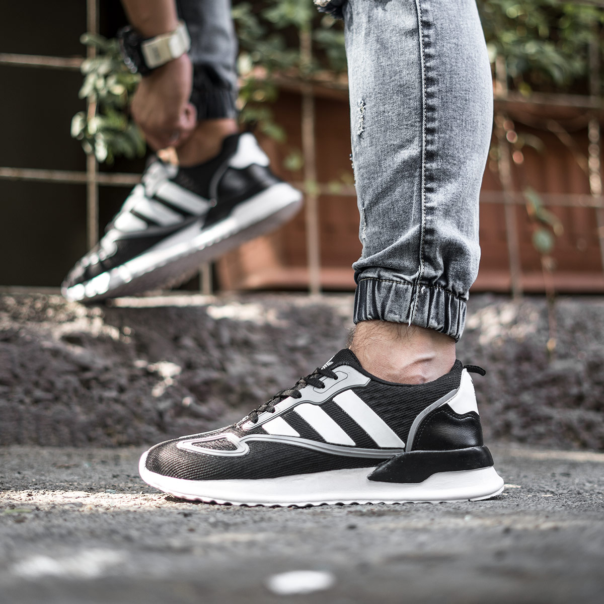 کفش ورزشی Adidas مردانه مشکی مدل Siban