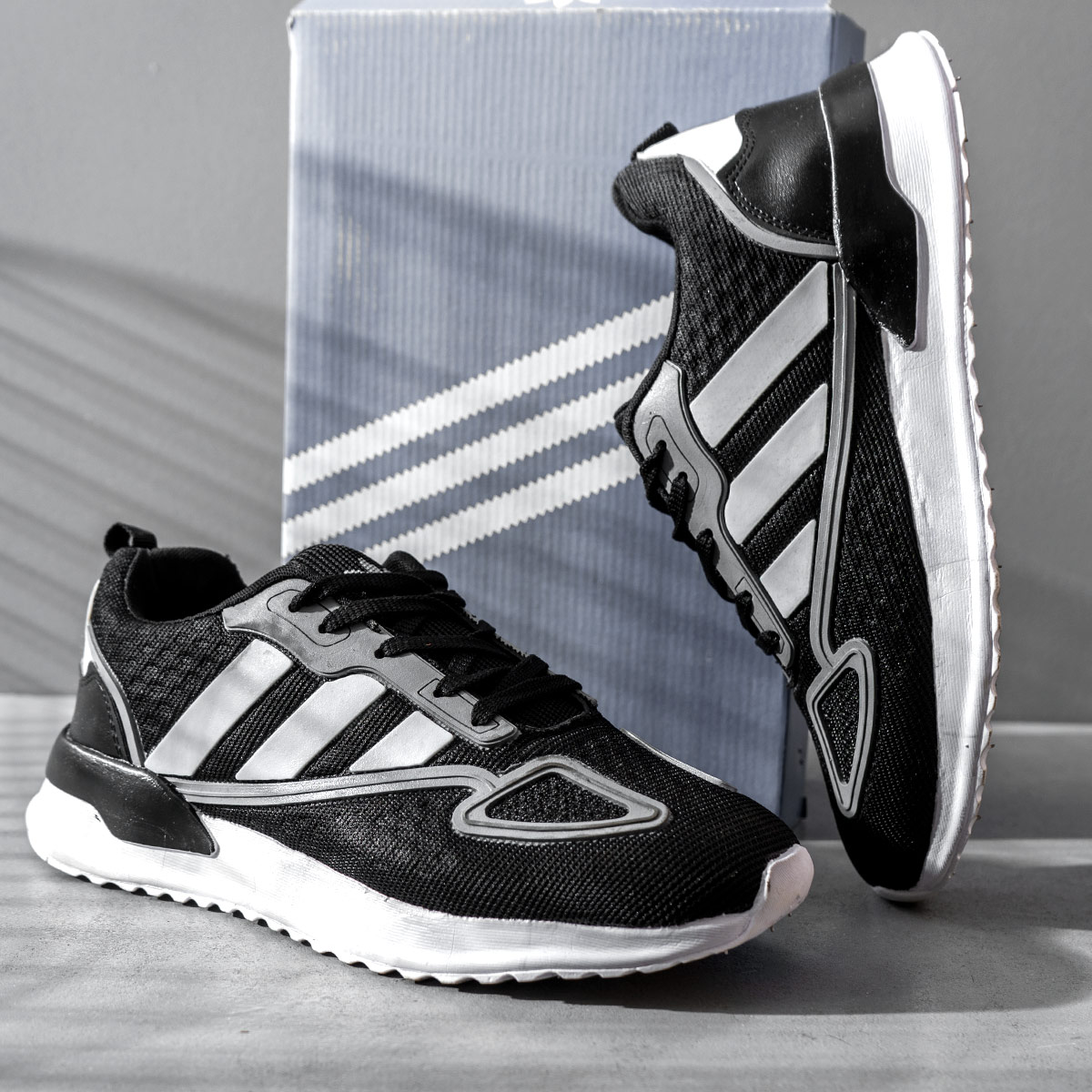 کفش ورزشی Adidas مردانه مشکی مدل Siban