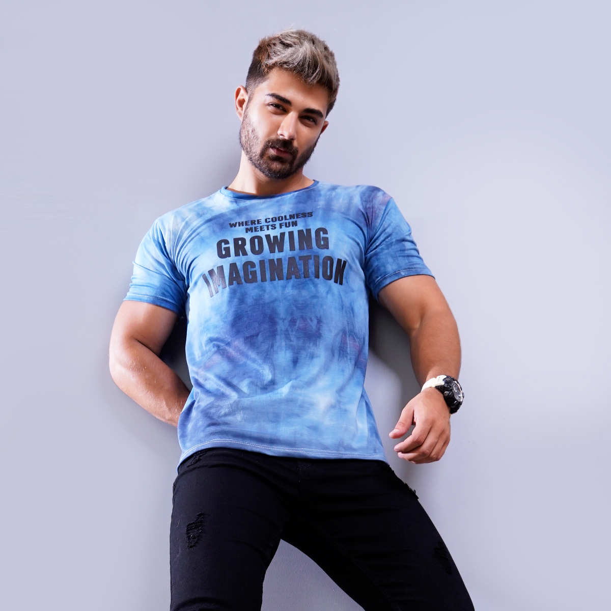 تیشرت مردانه ابر و بادی آبی مدل windy