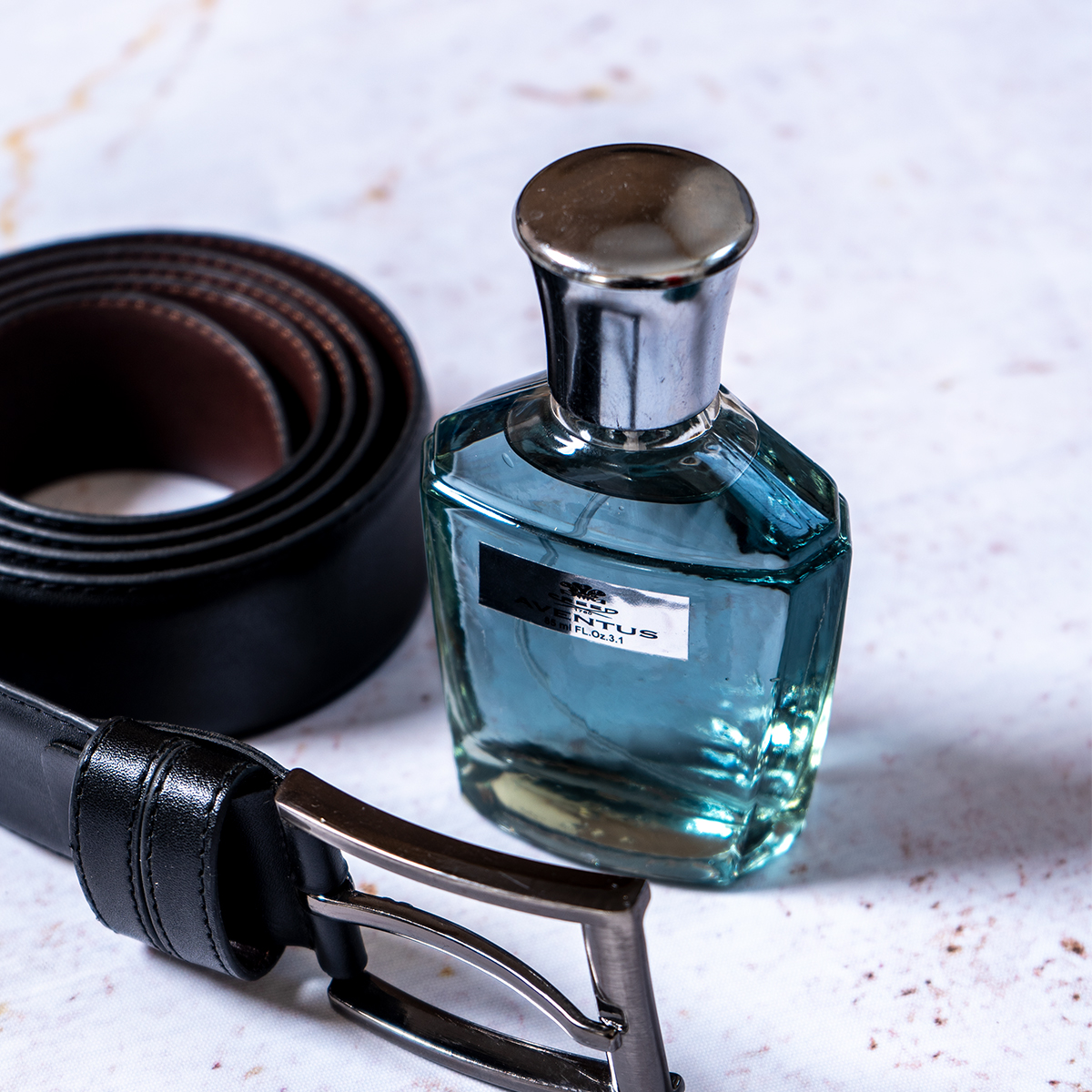 عطر مردانه Aventus