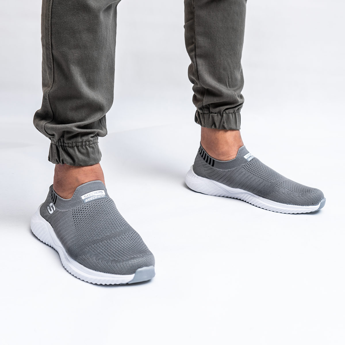 کفش ورزشیSKECHERS مردانه طوسی تیره مدل Balini-