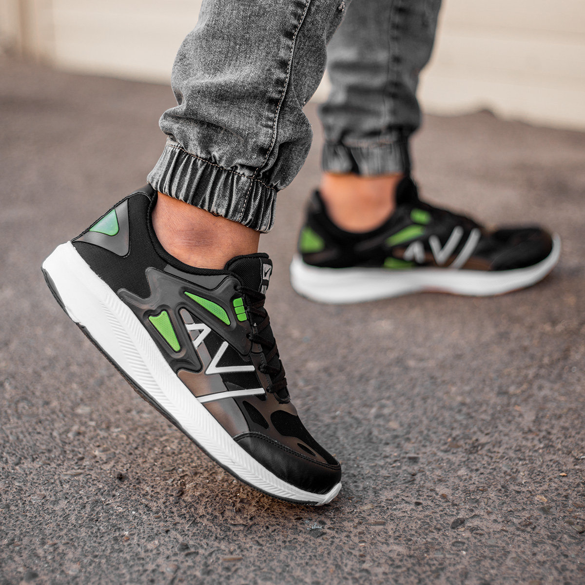 کفش ورزشی Nike مردانه مشکی سبز مدل Cobi