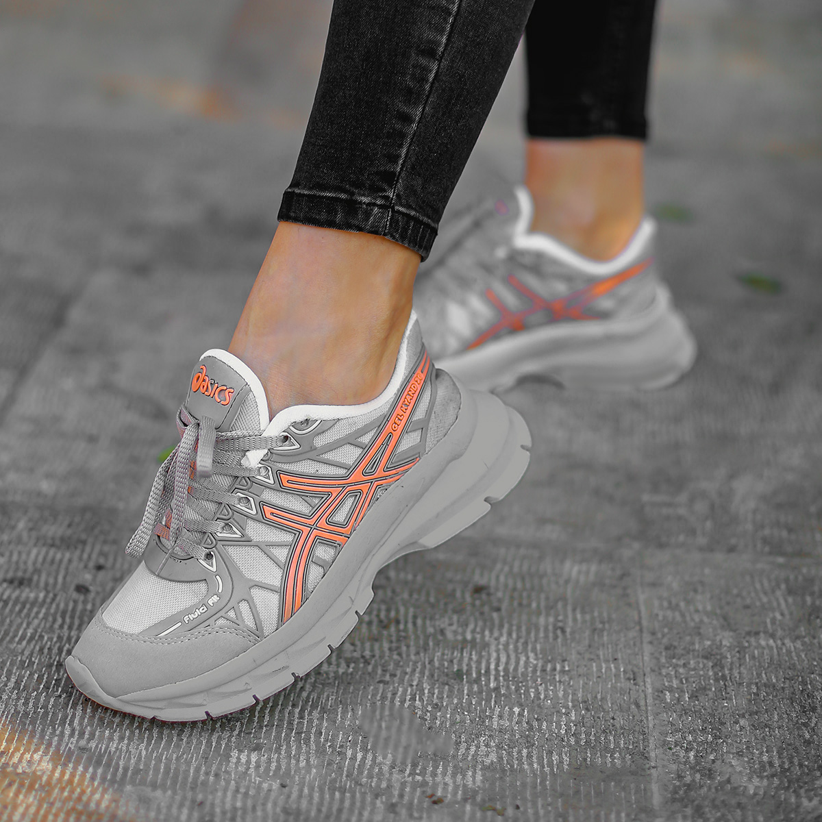 کفش ورزشی Asics زنانه طوسی نارنجی مدل Tina